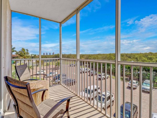 Bonita Springs Condo 1011338