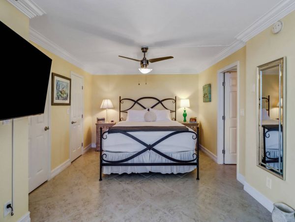 Bonita Springs Condo 1011338