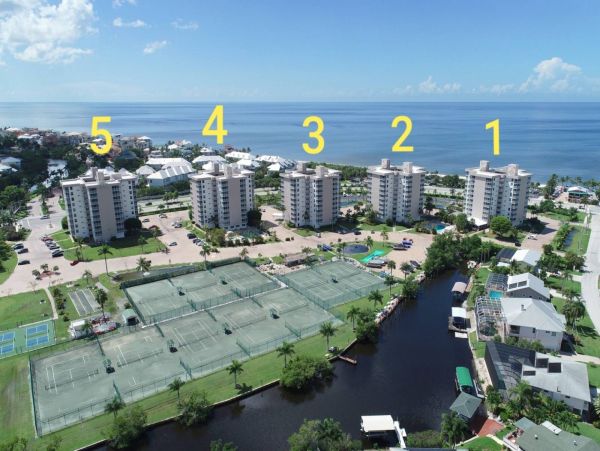 Bonita Springs Condo 1011338