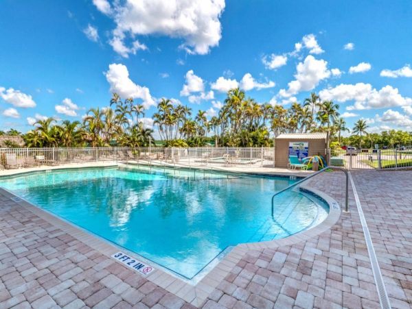 Bonita Springs Condo 1011340