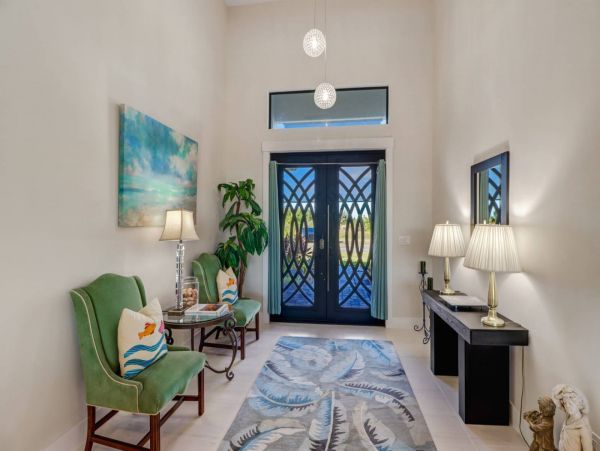 Cape Coral Vacation Home Three Bedroom with Pool