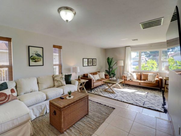 Cape Coral Home 1011343