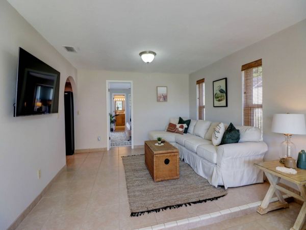 Cape Coral Home 1011343