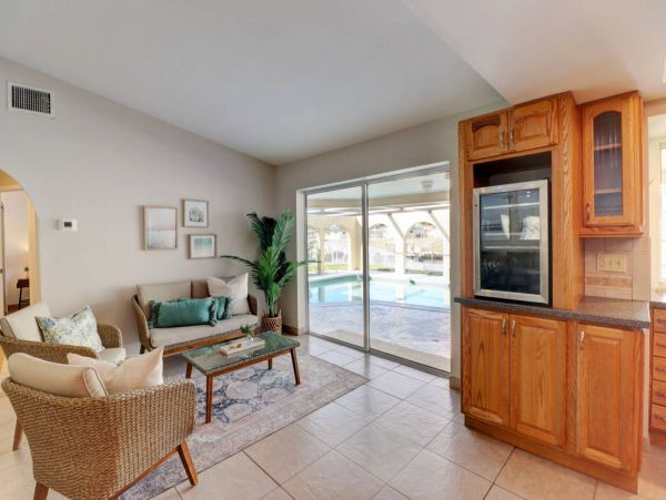 Cape Coral Home 1011343