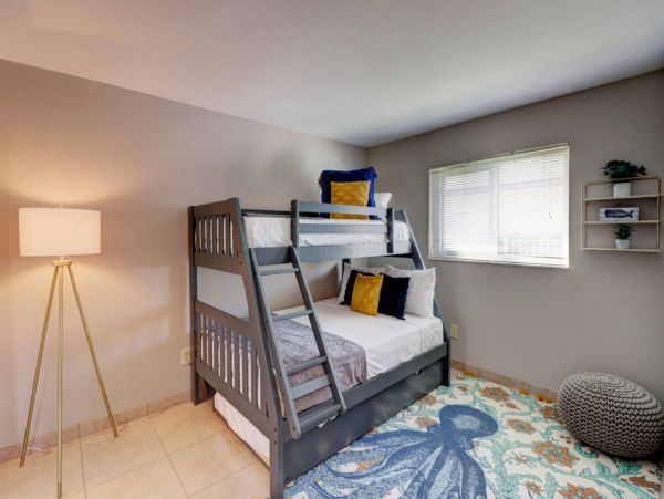 Cape Coral Home 1011343