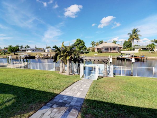 Cape Coral Home 1011343
