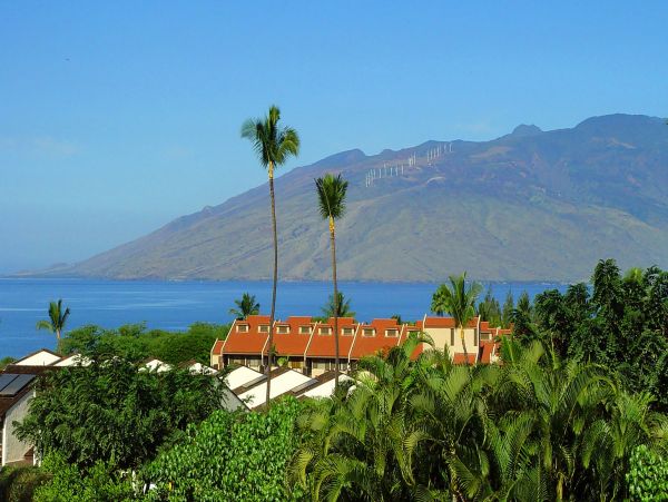 2 Bedroom Condo Communal Pools, Hot Tub, BBQs & Tennis Court