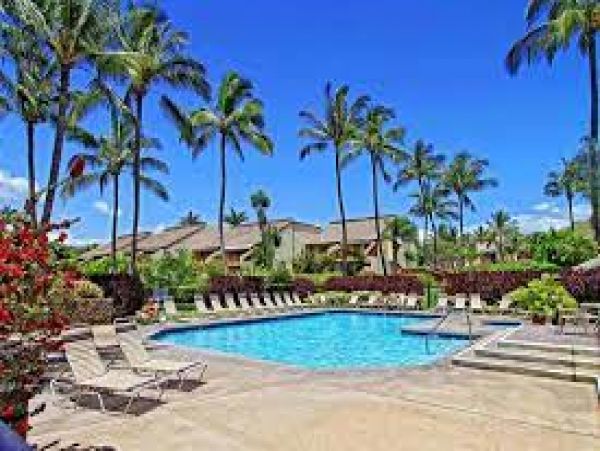 2 Bedroom Condo Communal Pools, Hot Tub, BBQs & Tennis Court
