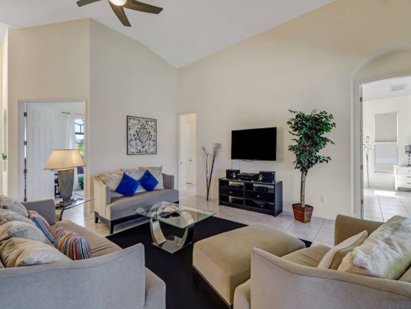 Cape Coral Home 1011349