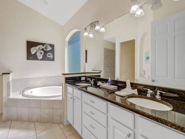 Cape Coral Home 1011349