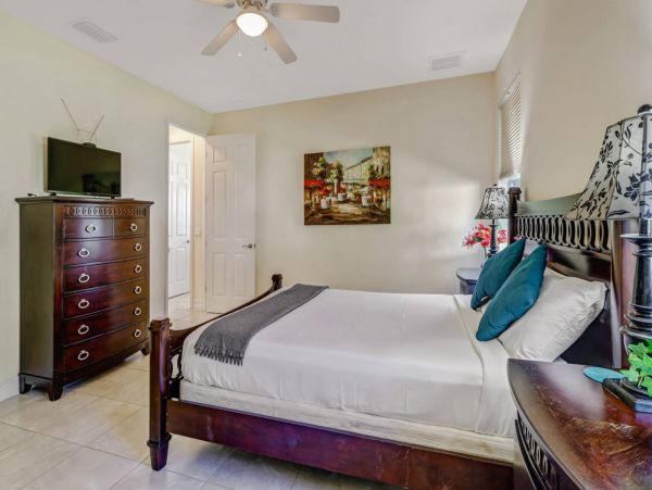 Cape Coral Home 1011349