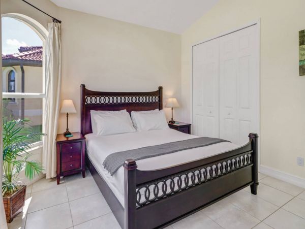 Cape Coral Home 1011349
