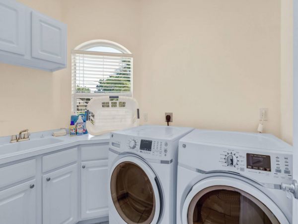 Cape Coral Home 1011349