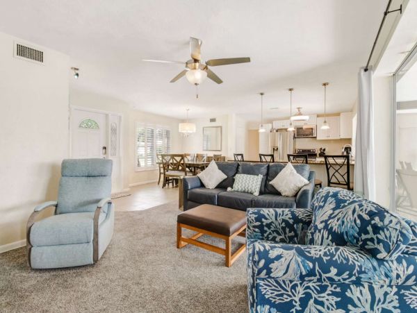 Cape Coral Home 1011351