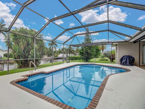 Cape Coral Home 1011351