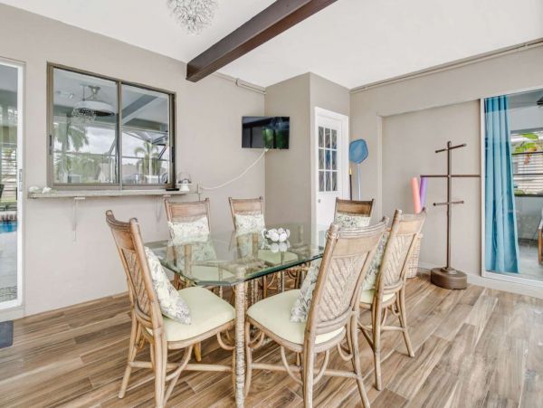 Cape Coral Home 1011351