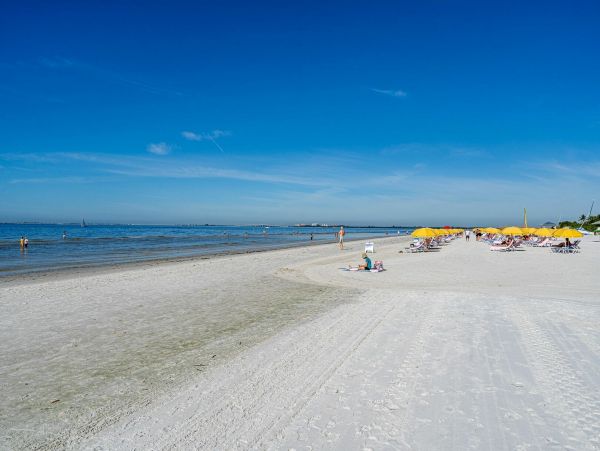 Beachfront Vacation Rentals Estero Island Fort Myers Beach Condo