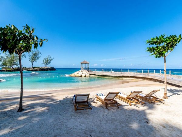 Jamaica Home 1011363