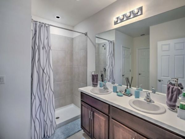 Cape Coral Four Bedroom Pool Vacation Home