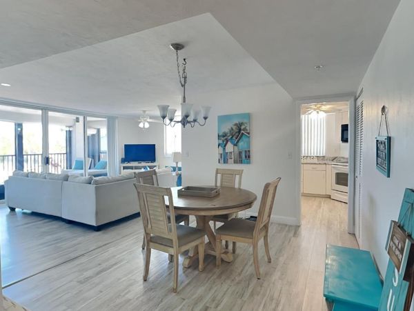 Fort Myers Beach Vacation Rental Waterfront Condo with Bay Views