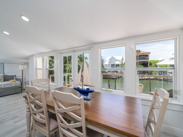 Fort Myers Home 1011373