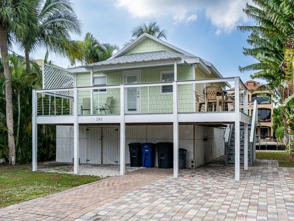Fort Myers Home 1011373