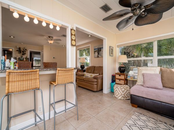 Fort Myers Home 1011378