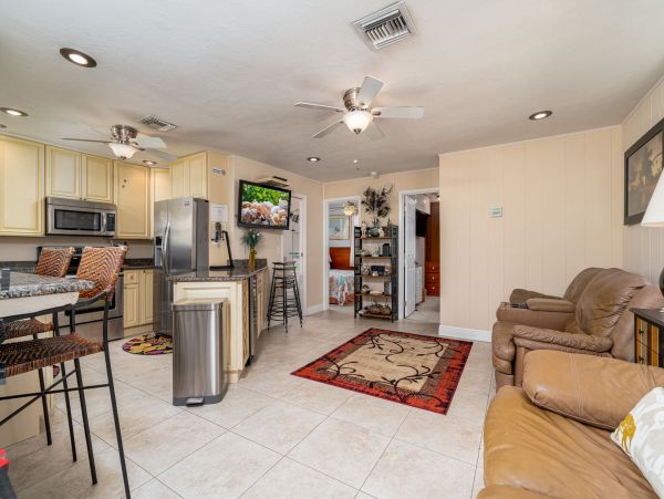 Fort Myers Home 1011378