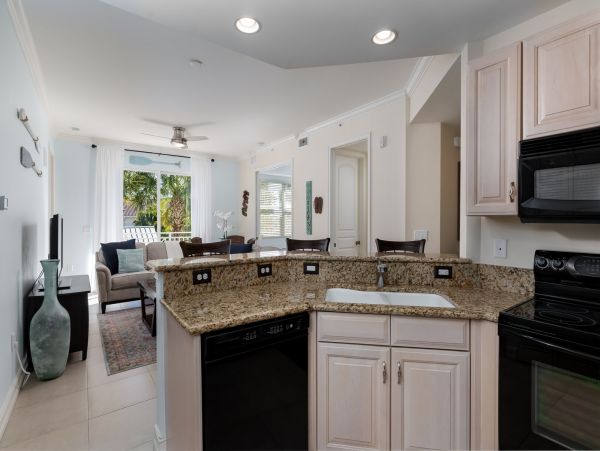 Bonita Springs Condo 1011387