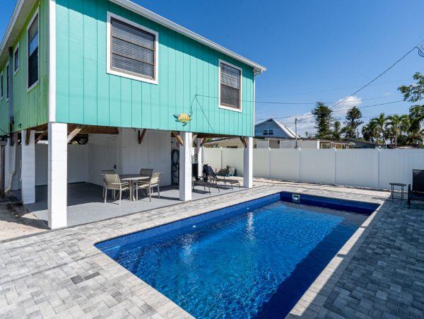 Lovely 2 Bedroom Vacation Rental in Fort Myers Beach