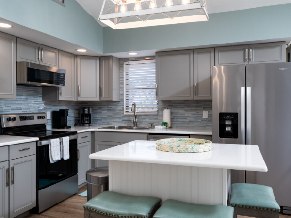 Lovely 2 Bedroom Vacation Rental in Fort Myers Beach