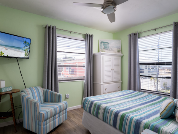 Lovely 2 Bedroom Vacation Rental in Fort Myers Beach