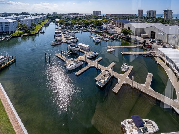 Fort Myers Condo 1011393