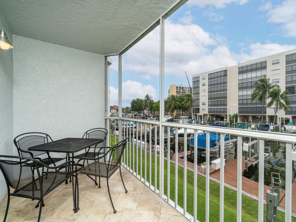 Fort Myers Condo 1011397