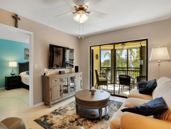 Bay View Two Bedroom vacation rental Condo in Fort Myers Beach