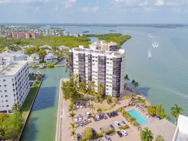 Bay View Two Bedroom vacation rental Condo in Fort Myers Beach