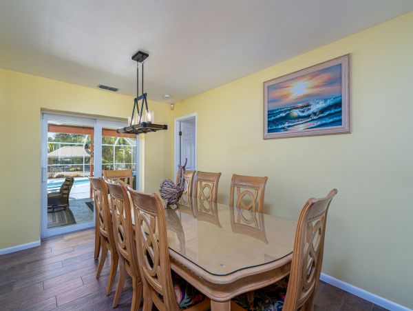 Fort Myers Home 1011411