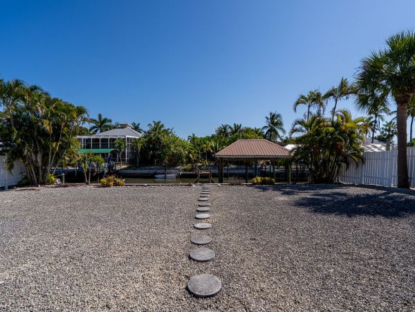 Fort Myers Home 1011411