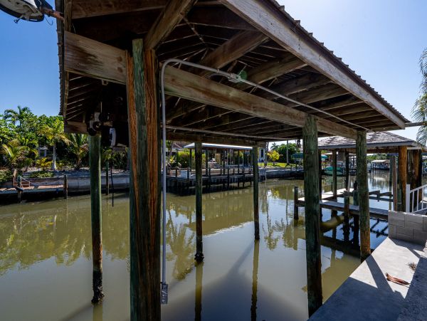 Fort Myers Home 1011411