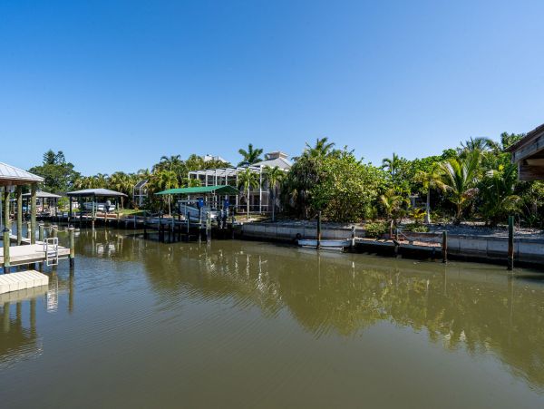 Fort Myers Home 1011411