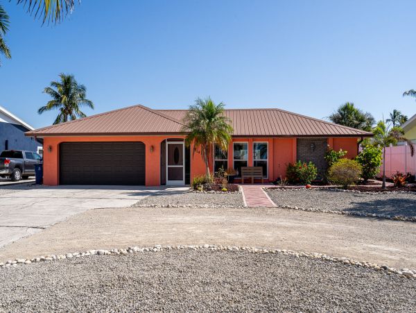 Fort Myers Home 1011411