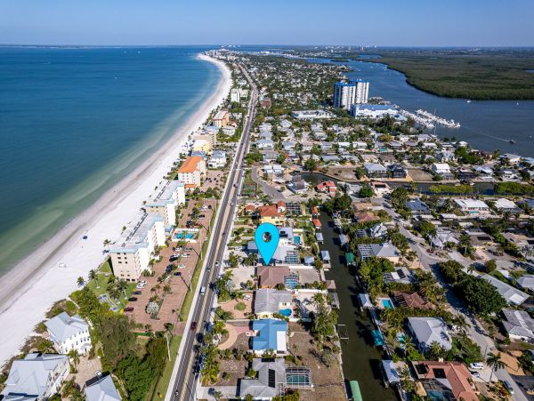 Fort Myers Home 1011411