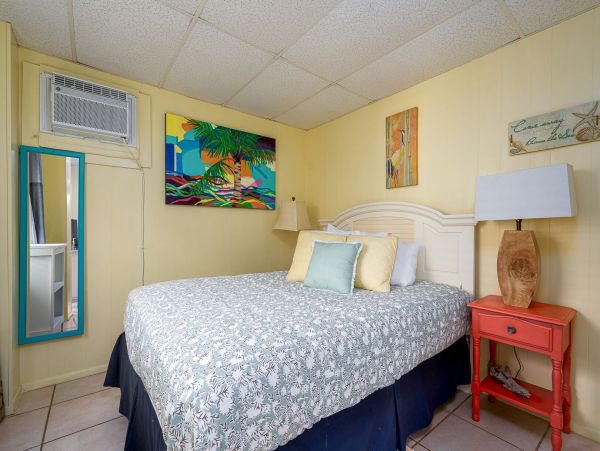 Fort Myers Home 1011429