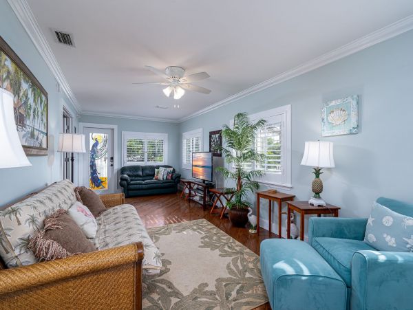 Fort Myers Home 1011435