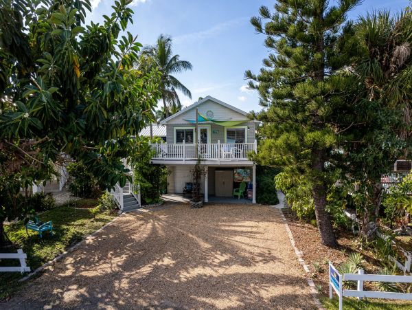 Fort Myers Home 1011435