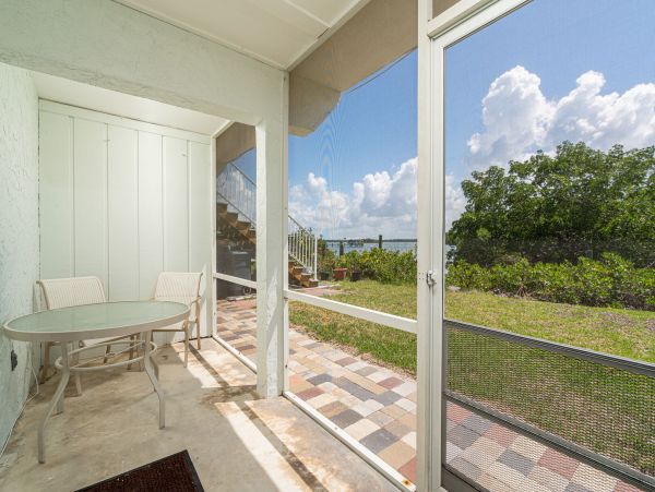 Fort Myers Home 1011453