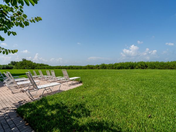 Charming Fort Myers Condo Located to the Beach
