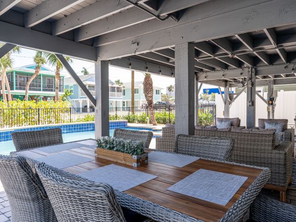 Fort Myers Beach Pool Home with 3 Bedrooms