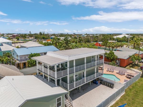 Fort Myers Beach Vacation Rental - Sunset Paradise 4-Bedroom Duplex with Pool