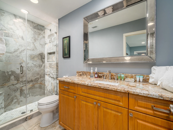 Fort Myers Vacation Condo with Partial Gulf Views and Community Pool